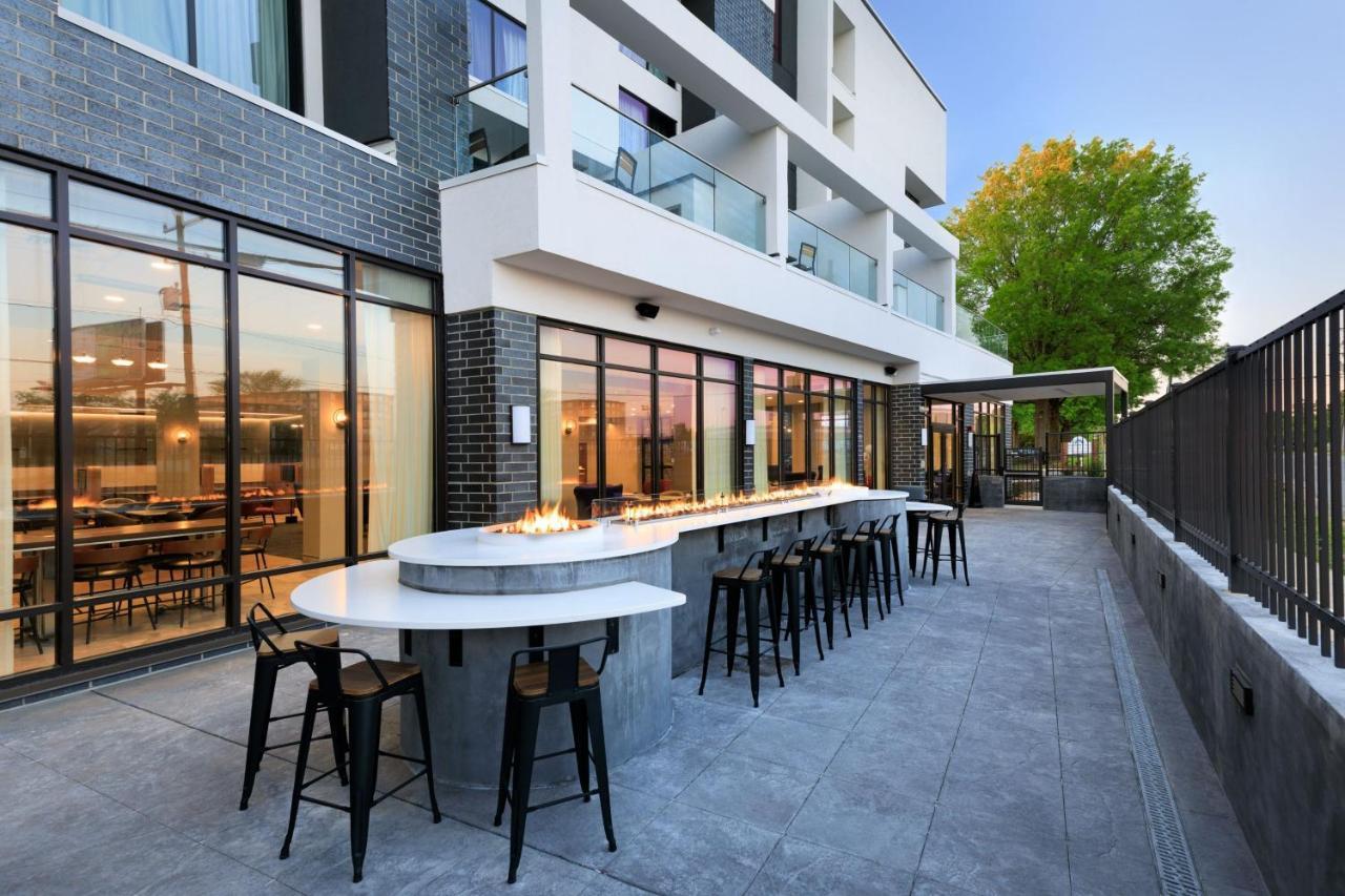 Courtyard By Marriott Richmond Scott'S Addition Екстериор снимка
